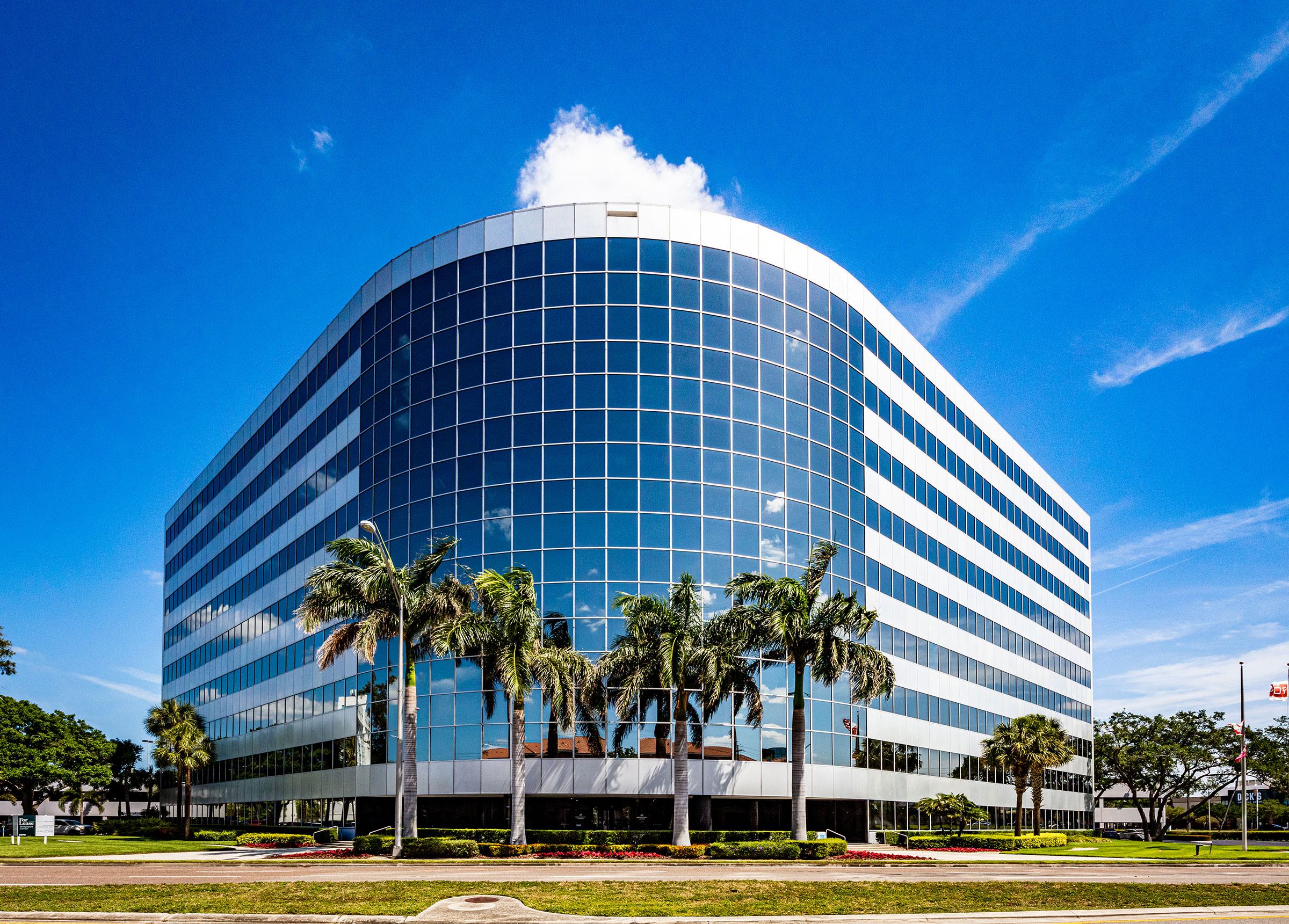 REAL ESTATE FUND II ACQUIRES PREMIER TAMPA OFFICE BUILDING